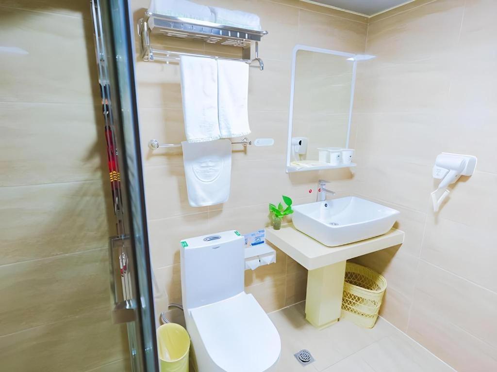Greentree Inn Shanghai Guangxin Road Tongji Hospital Express Hotel Exterior foto