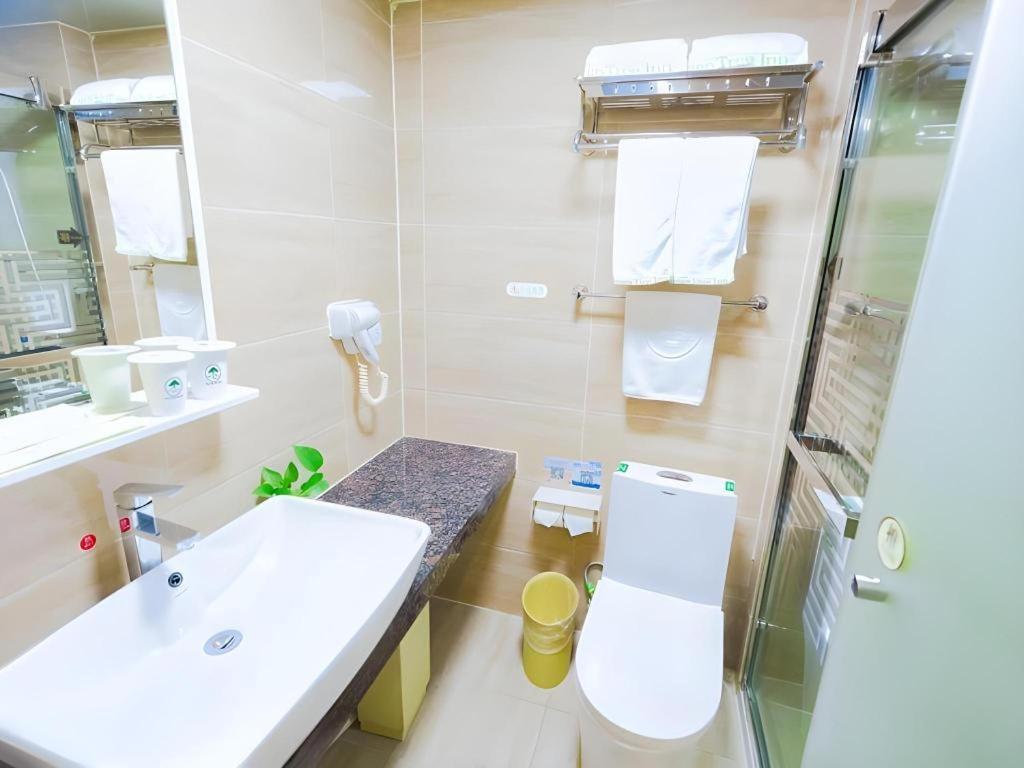 Greentree Inn Shanghai Guangxin Road Tongji Hospital Express Hotel Exterior foto