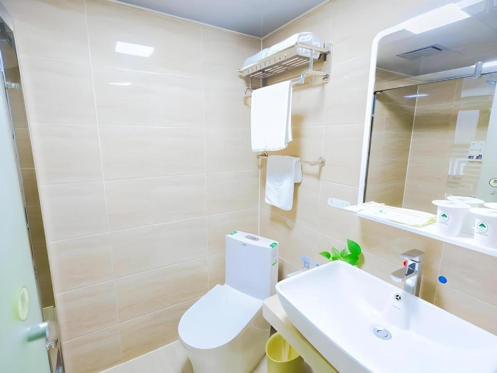 Greentree Inn Shanghai Guangxin Road Tongji Hospital Express Hotel Exterior foto